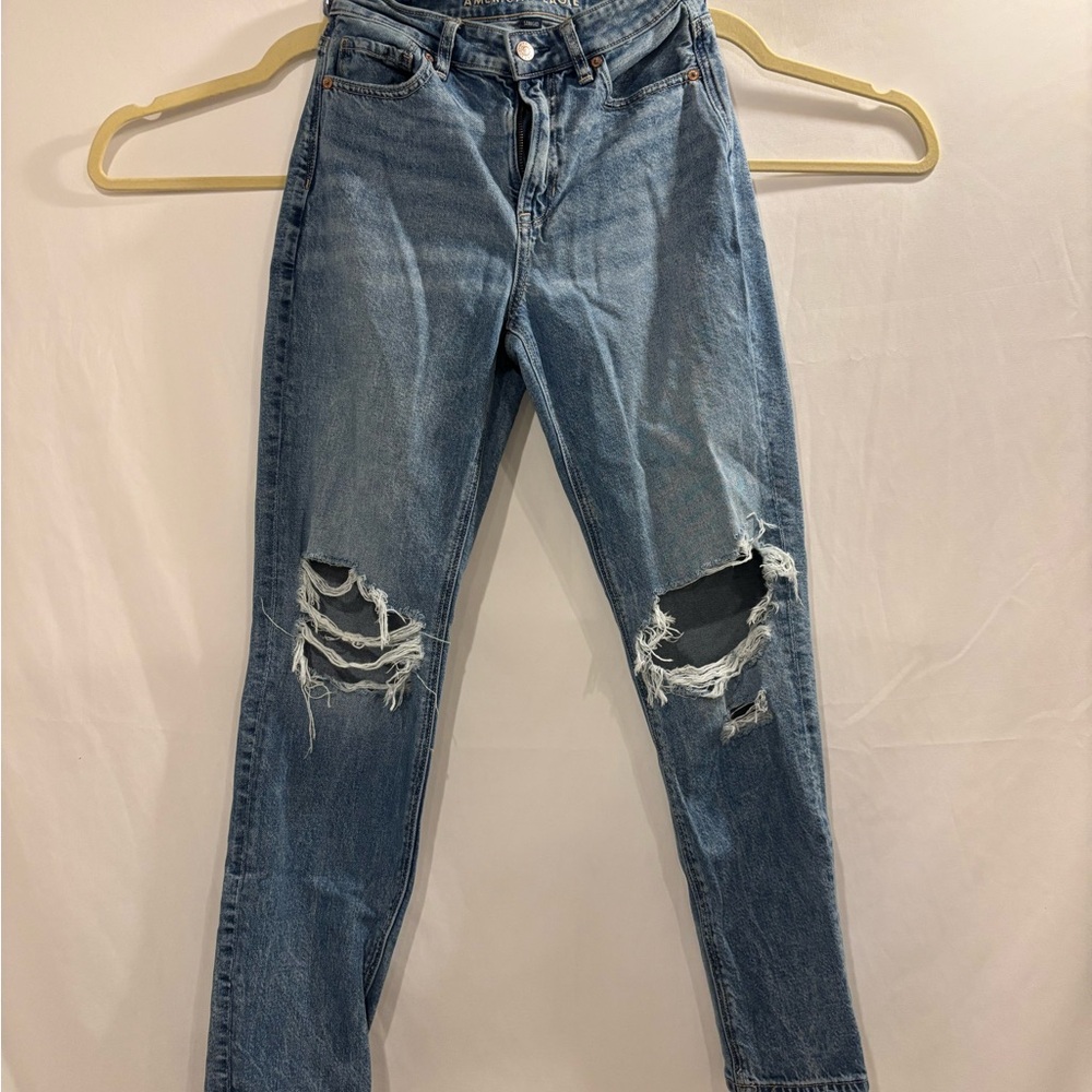 AE stridgid Mom jeans